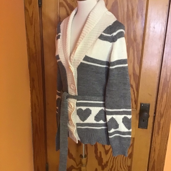 Forever 21 Gray and Cream Heart Belted Cardigan Sweater - Picture 7 of 11